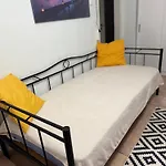 κεντρικό ημιυπόγειο στο βόλο εως 3 ατομα Apartament *