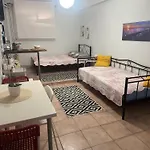 Apartment κεντρικό ημιυπόγειο στο βόλο εως 3 ατομα Volos