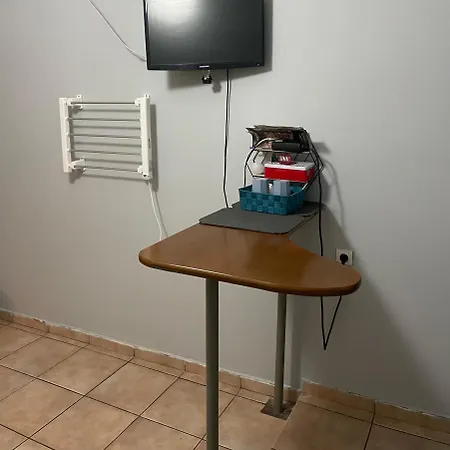 Apartment κεντρικό ημιυπόγειο *