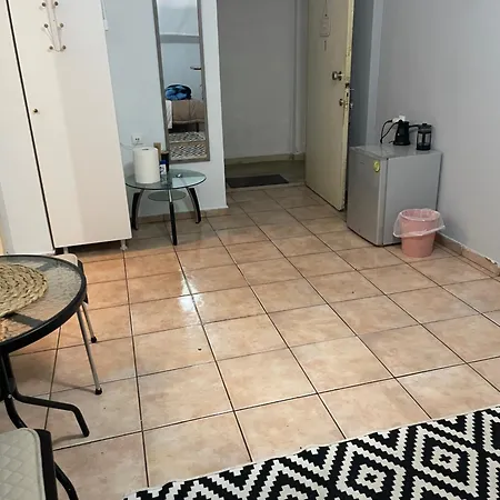 κεντρικό ημιυπόγειο * Volos