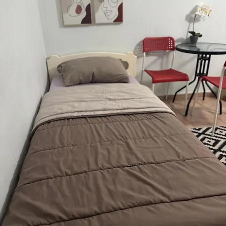 Apartamento κεντρικό ημιυπόγειο