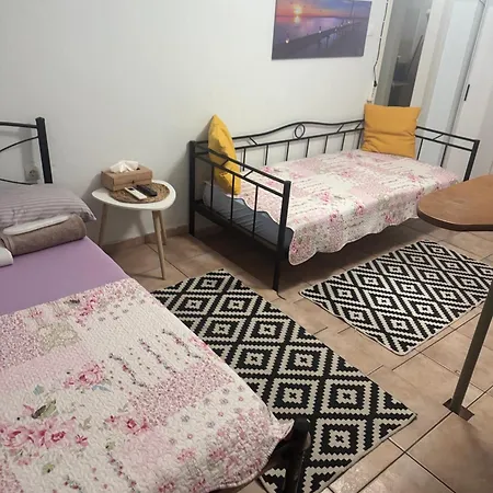κεντρικό ημιυπόγειο στο βόλο εως 3 ατομα