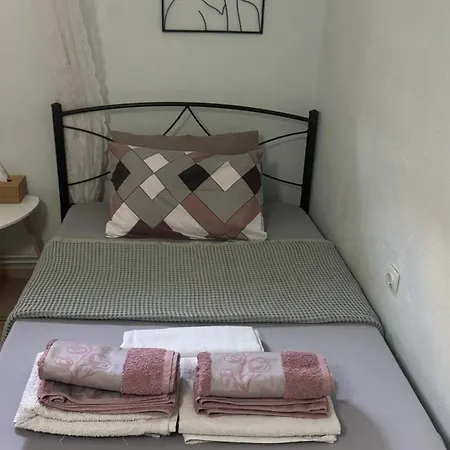 شقة κεντρικό ημιυπόγειο στο βόλο εως 3 ατομα