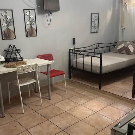 κεντρικό ημιυπόγειο στο βόλο εως 3 ατομα